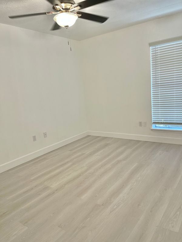 Building Photo - 3400 Timmons Ln