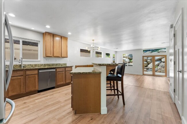 Foto del edificio - 978 Glenrock Ct
