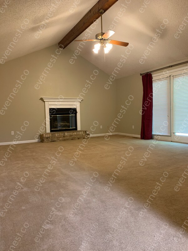 Building Photo - 4911 Hunter Village Dr