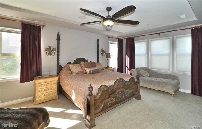 Building Photo - 5 br, 6 bath House - 2159 Hathaway Ave