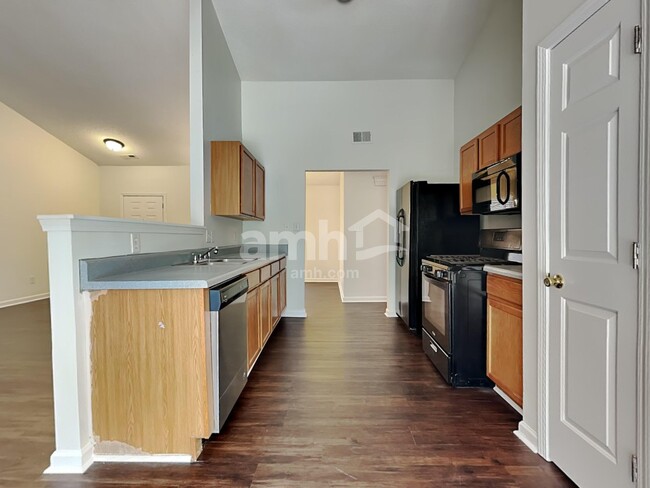 Foto del edificio - 6014 Pennycross Ln