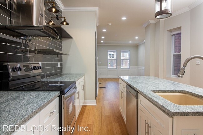 Building Photo - 4 br, 2 bath House - 733 S 57TH ST