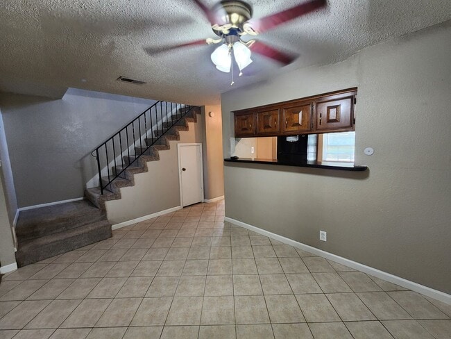Building Photo - 7604 Bridges Ave
