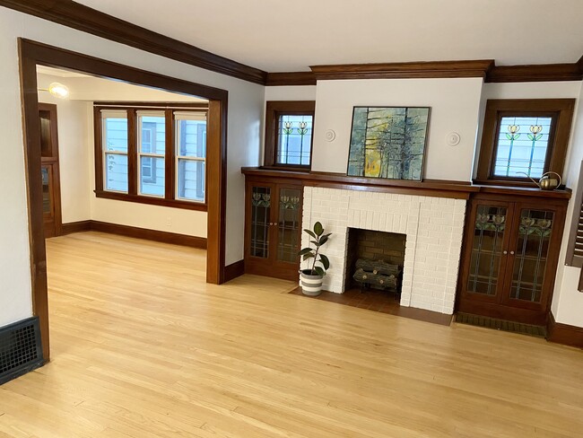 Decorative fireplace - 2713 E Oklahoma Ave