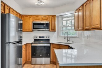 Building Photo - 2135 Acklen Ave