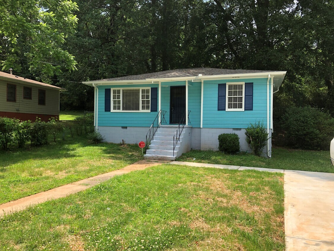 Foto principal - 492 Baker Cir NW