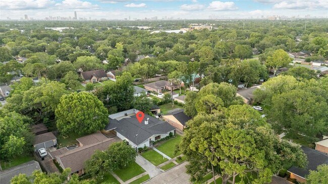 Building Photo - 5754 Wigton Dr