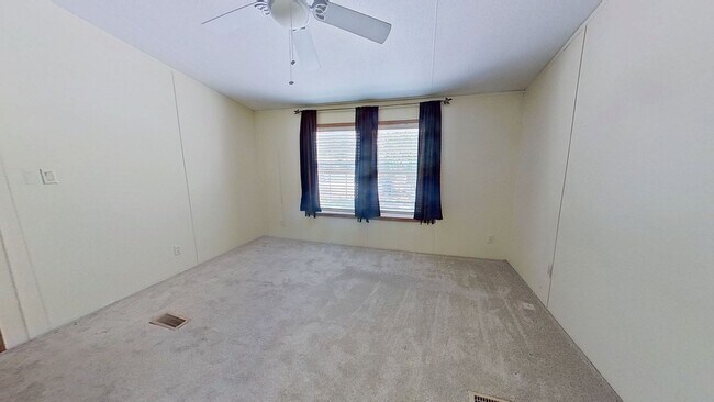 Foto del edificio - Mobile Home