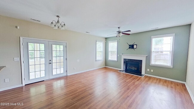 Building Photo - 601 Fosse Way