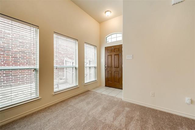 Foto del edificio - 9248 Park Garden Dr