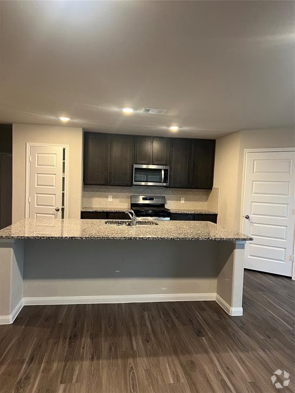Building Photo - 5206 Briana Dee Dr