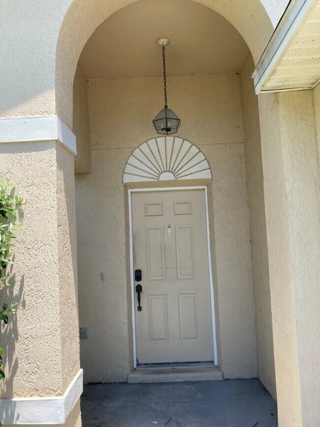 Foto del edificio - 867 Lake Jackson Cir