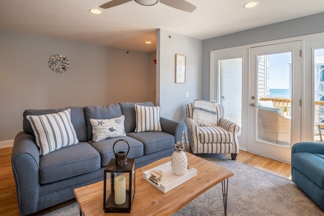 Building Photo - OFF-SEASON FURNISHED MONTHLY RENTAL STARTI...