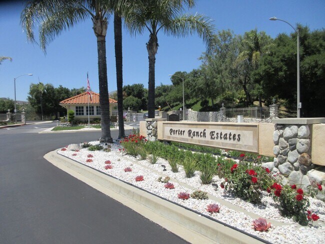 Building Photo - Beautiful Porter Ranch Estates 3 bedroom home