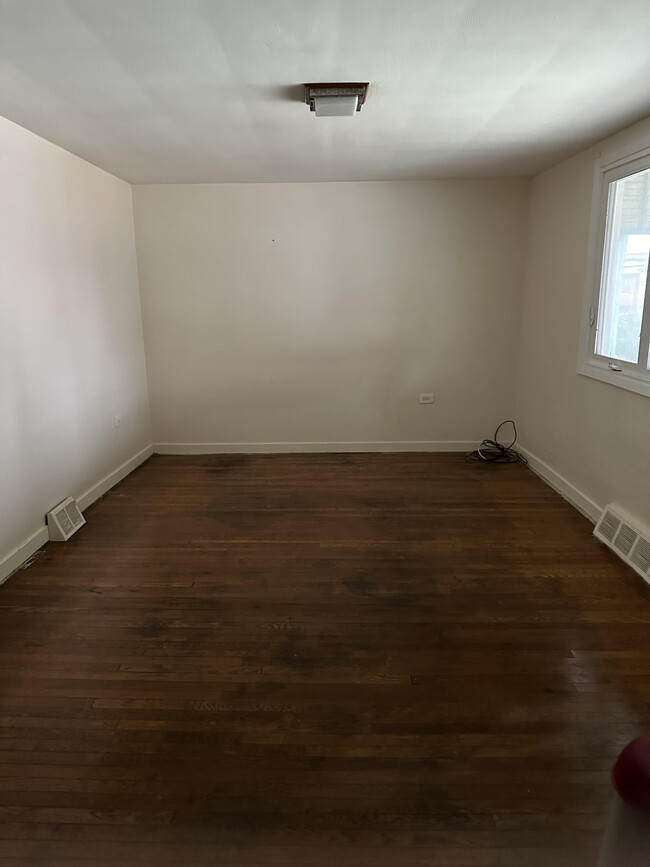 Building Photo - 235 Bigham St