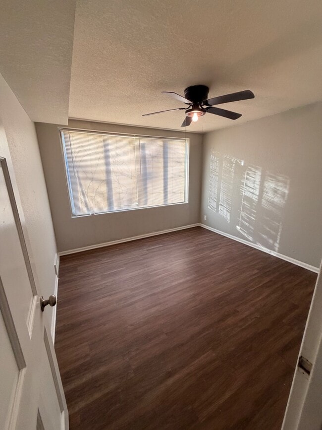 Building Photo - 1613 Washington Blvd