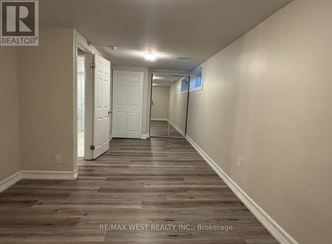 Building Photo - 4 Dantek Ct