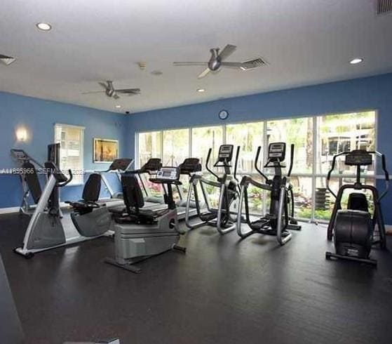 Foto del edificio - Southwest 117th Terrace, Pembroke Pines, FL 33025 - 3 BR 2 BA condo