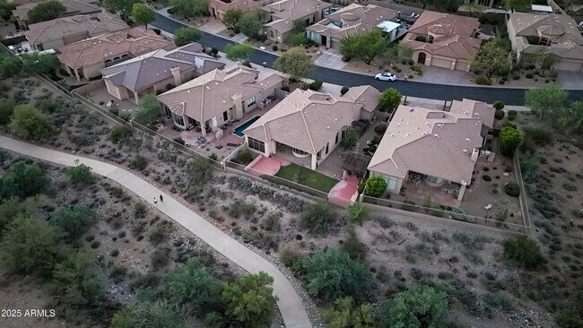 Foto del edificio - 10637 E Blanche Dr