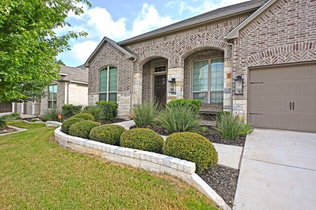 Building Photo - 1438 Oaklawn Dr