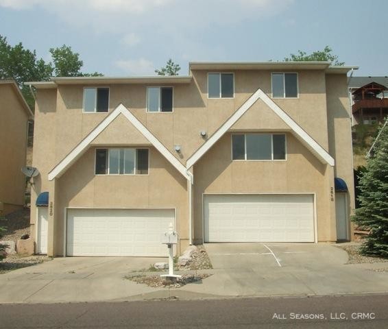 Foto principal - 2620 W. Pikes Peak Ave.