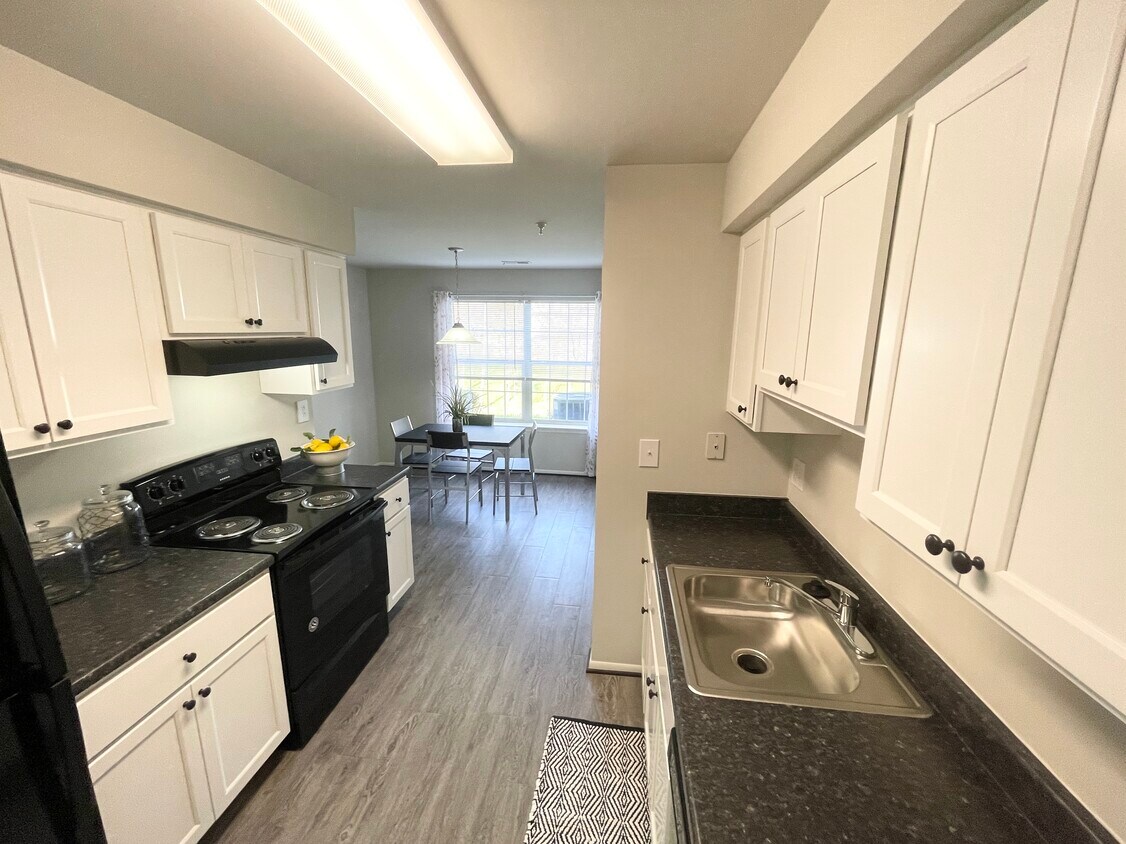 Mountain Glen Apartments Apartments in Frederick, MD