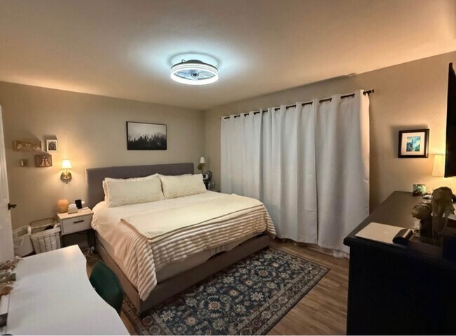 Foto del edificio - 10112 Betts St NE