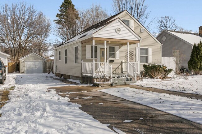 Foto del edificio - 724 Northwood Dr