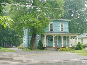 Building Photo - 82 E Lorain St