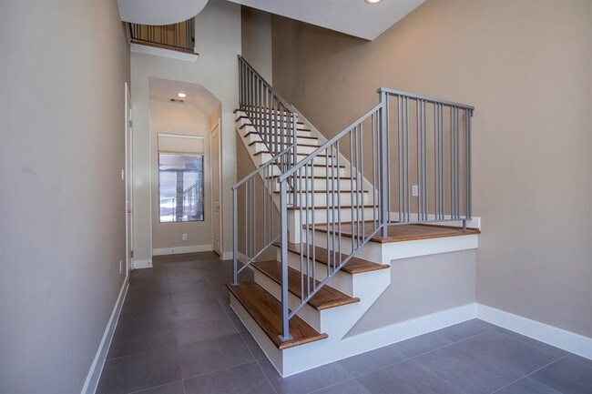 Foto del edificio - 5606 Blossom St