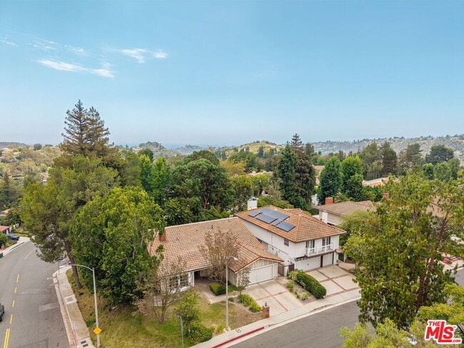 Building Photo - 2952 Bottlebrush Dr