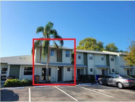 Building Photo - 886 Crystal Lake Dr