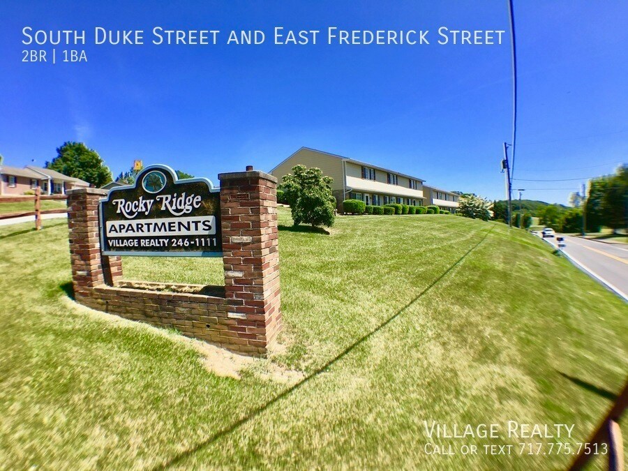 Foto principal - 129 S Duke St