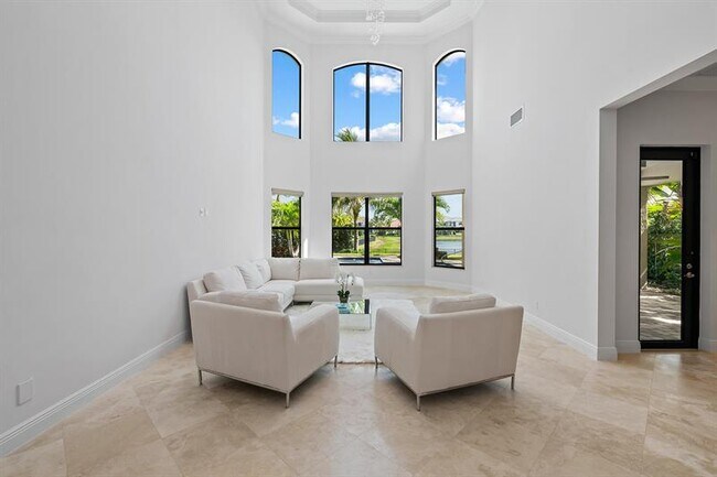 Foto del edificio - 2565 NW 69th St