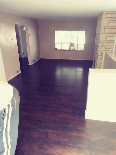 Primary Photo - 315 Kennedy Ave