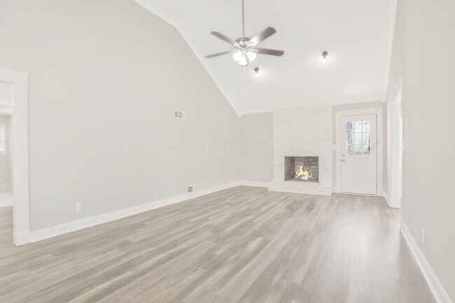 Foto del edificio - 301 Tulipwood Cir Sw