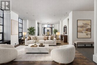 Building Photo - 68 Yorkville Ave