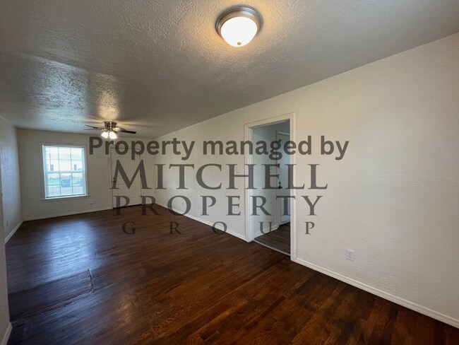 Foto del edificio - Welcome to 4107 Cline! Cute 2 bedroom 1 ba...