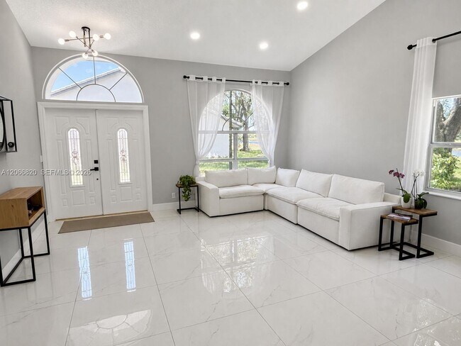 Foto del edificio - 12484 SW 1st St