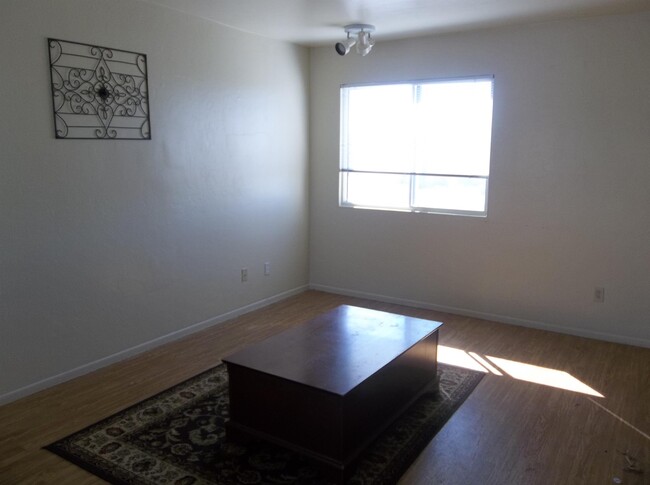 Building Photo - 6200 AZ-89