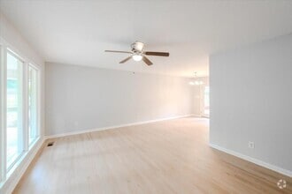 Building Photo - 308 Juniper Rd