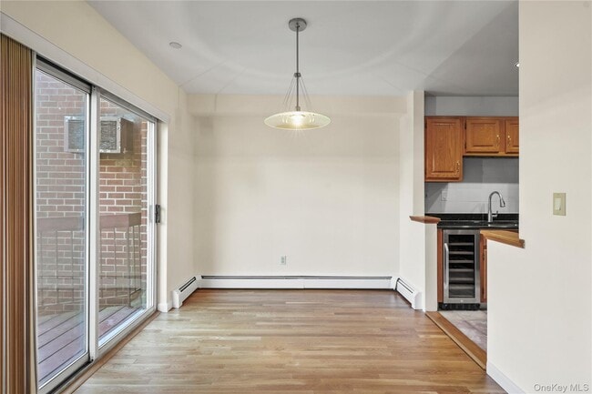 Building Photo - 55 N Broadway