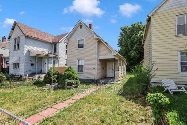 Foto del edificio - 174 N Princeton Ave
