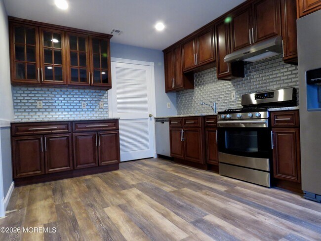 Foto del edificio - 273 Plum Dr