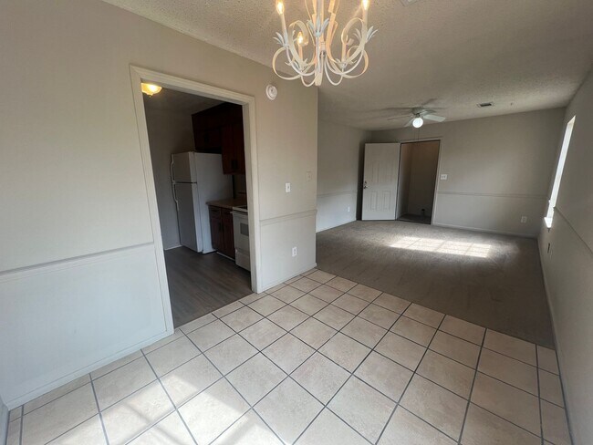 Foto del edificio - 716 E 33rd St