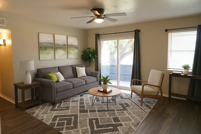 Building Photo - Donna Lynn Apartments