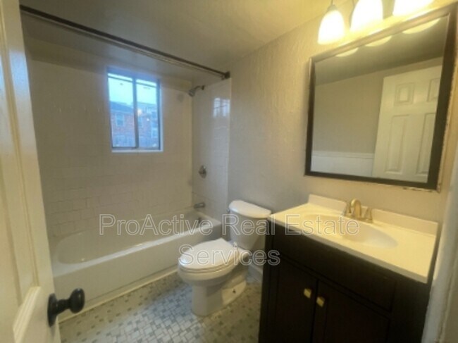Foto del edificio - 1020 37th St