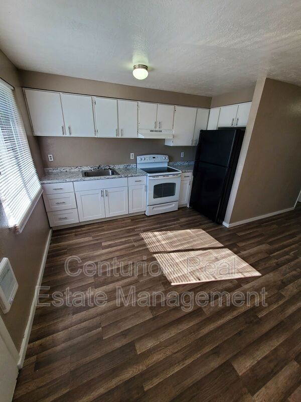 Foto del edificio - 576 Hill St SE