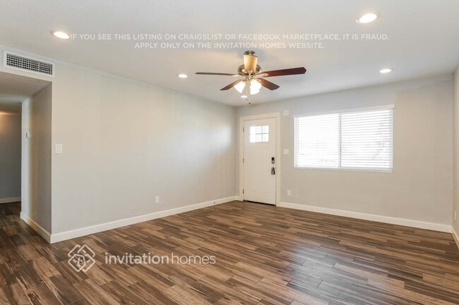 Building Photo - 6102 S Parkside Dr