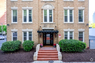 Building Photo - Elevate Tryon